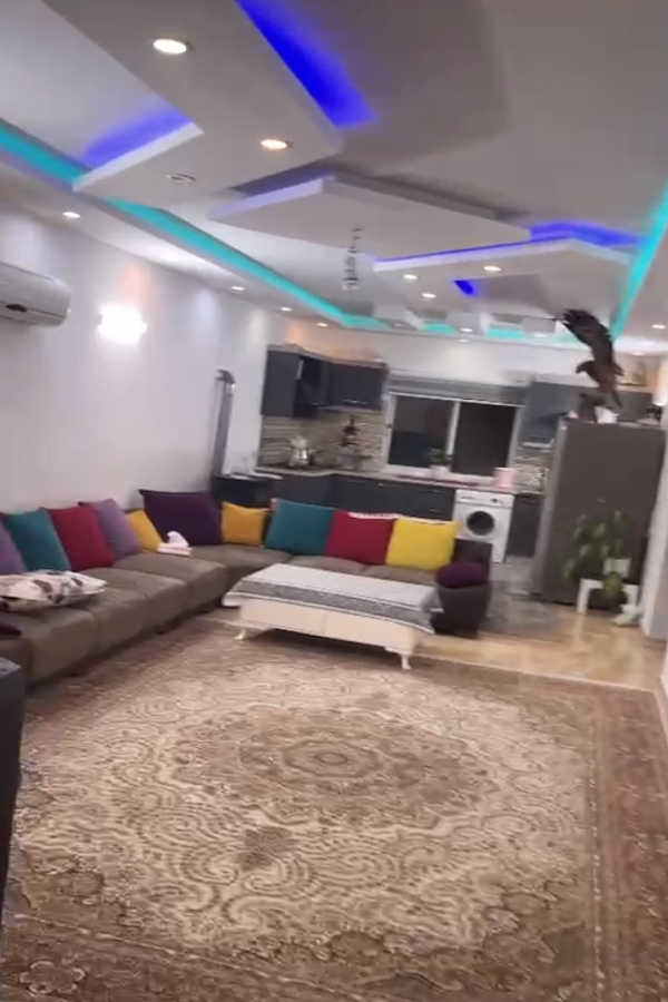 فروش ویلا محموداباد نورپردازی عالی پرنور