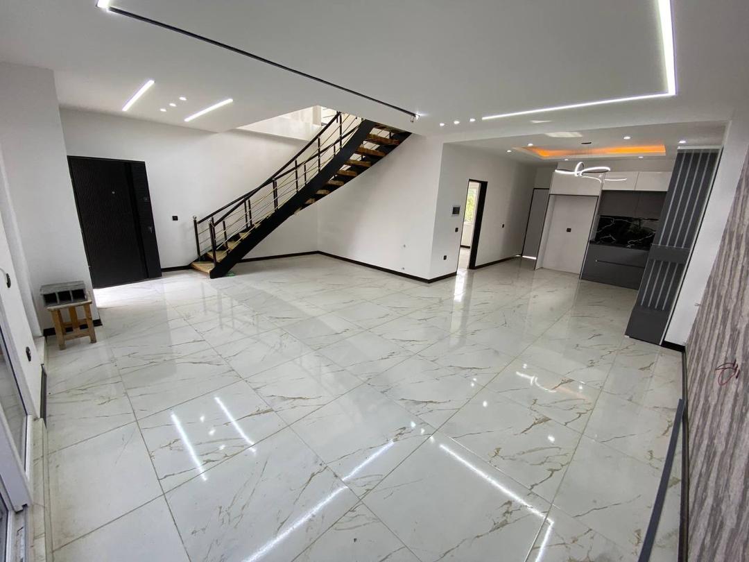 ویلا دوبلکس نمامدرن