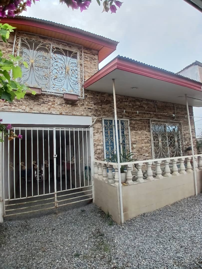 ویلا نیم پلوت نوساز زیرقیمت