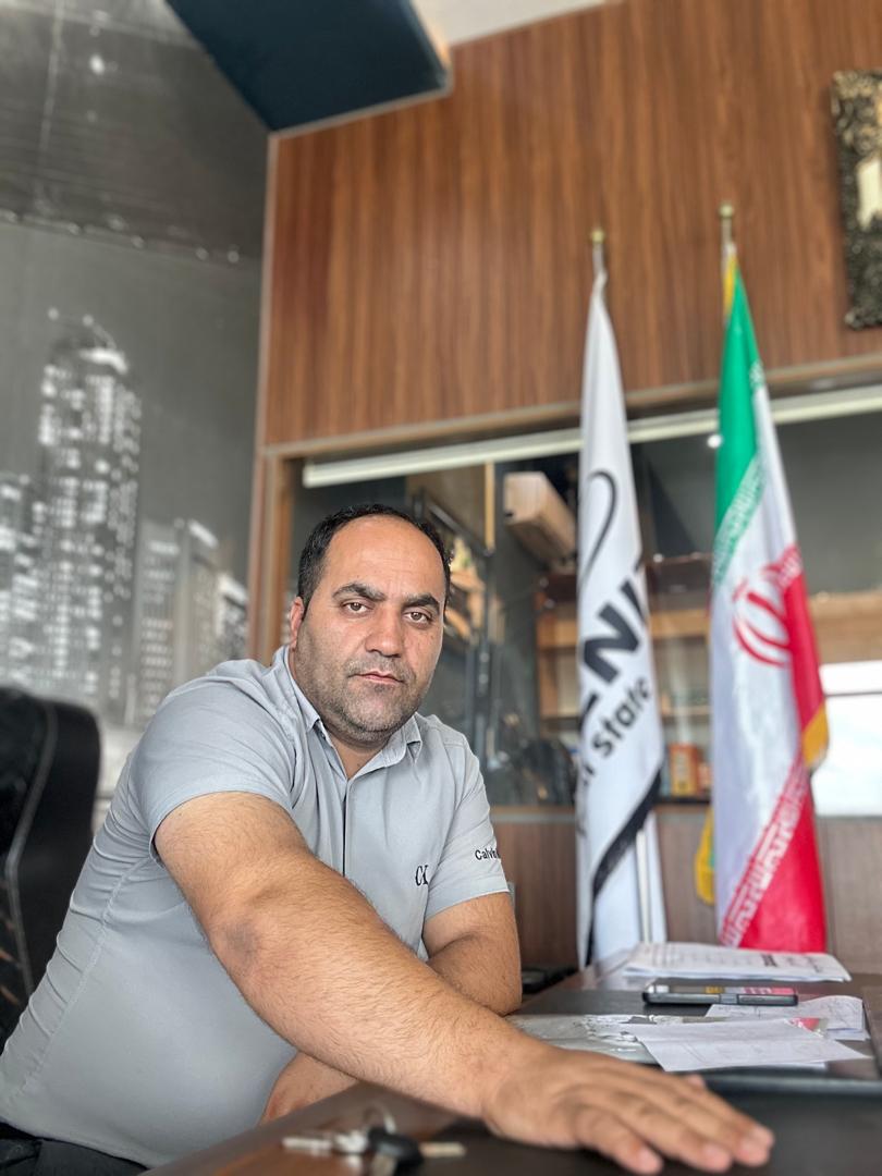  آقاي مهندس تقی زادهآقای مهندس تقی زاده